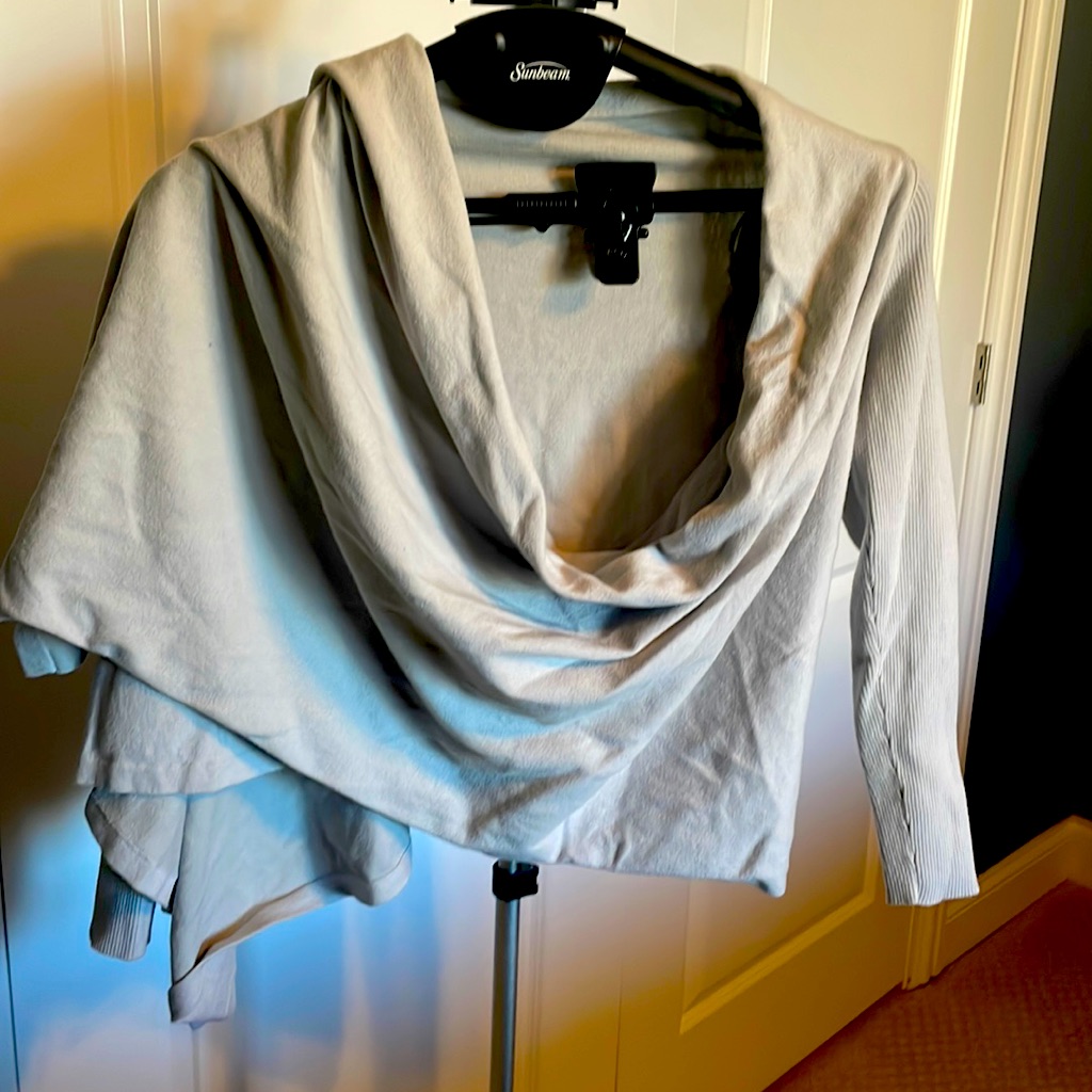 Fabletics Light Grey Wrap